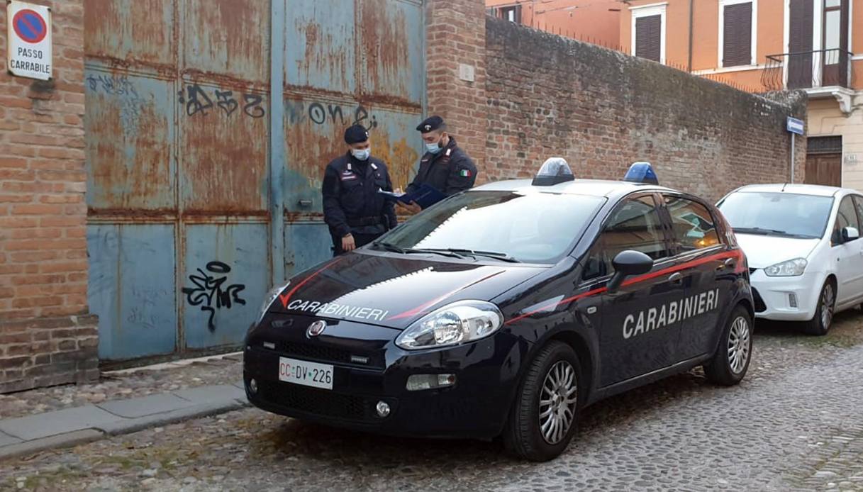 Muore Schiacciato Dal Camion In Officina A Castelfranci 52enne Perde