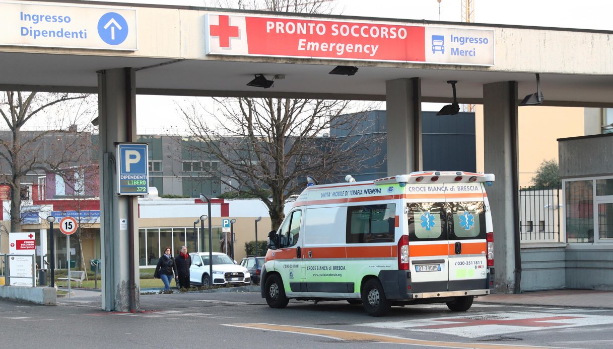 Grave Incidente Sulla Statale 36 A Verano Brianza Carambola Tra Auto E