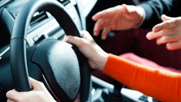 Che Patente Serve Per Guidare Un Carro Funebre