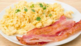 Bacon e uova