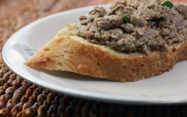 Crostini con baguette alle verdure