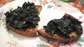 Crostini di cavolo nero