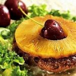 Hamburger all&#8217;ananas