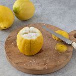 Condire i limoni con sale