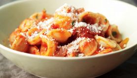 Orecchiette al pomodoro e cacioricotta