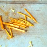 Branzino con composta di cipolle