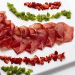 Bresaola con fantasia di frutta
