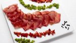 Antipasto con bresaola e frutta