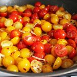 Bucatini con i pomodori perini