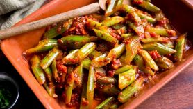 Cardi in umido con pomodoro