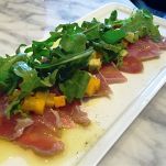 Carpaccio di tonno ai fichi