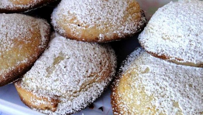 Cassatelle di ricotta siciliane