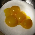 Crema con frutta candita