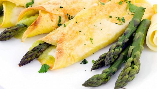 Ricetta Crespelle Alla Crema Di Asparagi Le Ricette Di Buonissimo