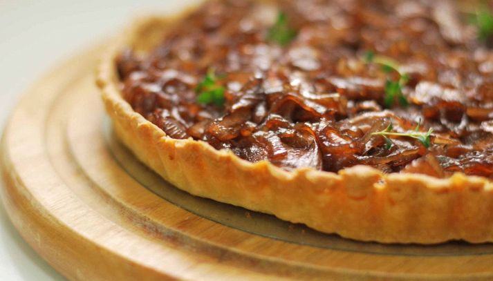 Crostata di cipolle al cumino