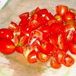 Crostini al pomodoro e cetriolo