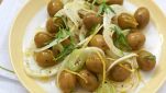 Finocchi con olive verdi