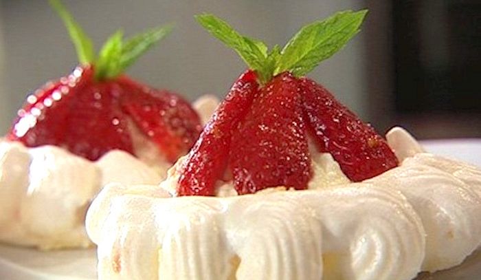 Fragole Kiss me con crema di ricotta e menta