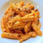 Garganelli con ceci e vongole