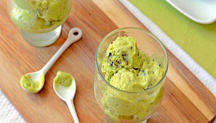 Gelato di kiwi Zespri Gold con pistacchio