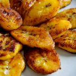 Grilled plantains with mojo