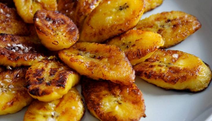 Grilled plantains with mojo