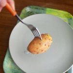 Insalata di frutta fresca e secca