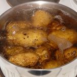 Insalata di patate novelle e mele verdi