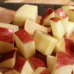 Insalata di pollo mele del Trentino Quartirolo e riso rosso di Camargue