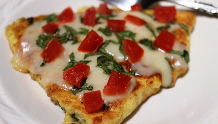 Omelette alla caprese