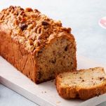 Pane alla frutta e noci