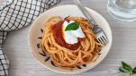 Perciatelli con pomodoro e ricotta