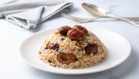 Piatto di riso con le castagne