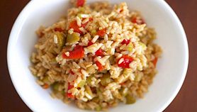 Riso con peperoni e olive