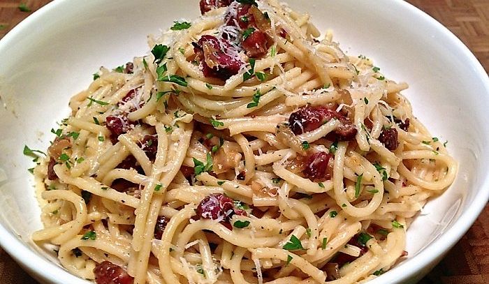 Spaghetti con pancetta