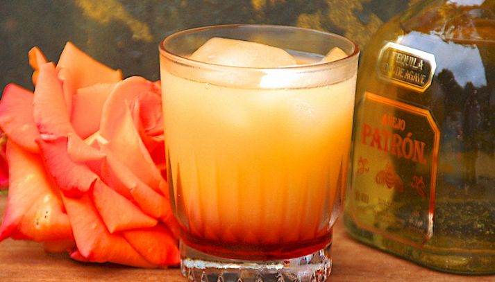 Tequila Sunrise long drink