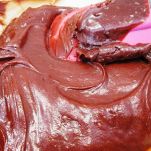 Torta al cioccolato e frutta candita