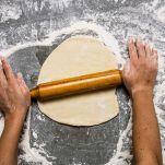 Stendere la pasta col mattarello