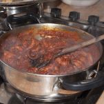 Polpo sugo in pentola