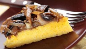Crostini polenta e funghi