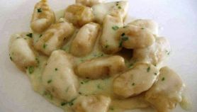 Gnocchi di patate con fonduta