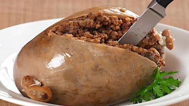 Haggis bollito e impiattato