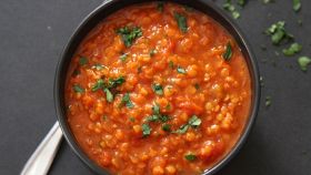 Ricetta minestra di lenticchie rosse e verdura