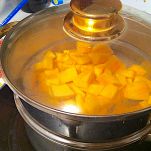 Minestra di zucca e rosmarino