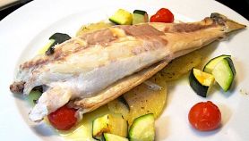 Orata con patate e zucchine