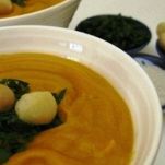 Pumpkin and macadamia soup