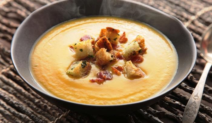 Zuppa di zucca con pancetta e patate | Buonissimo Ricette