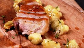 Arrosto con salsa di mele