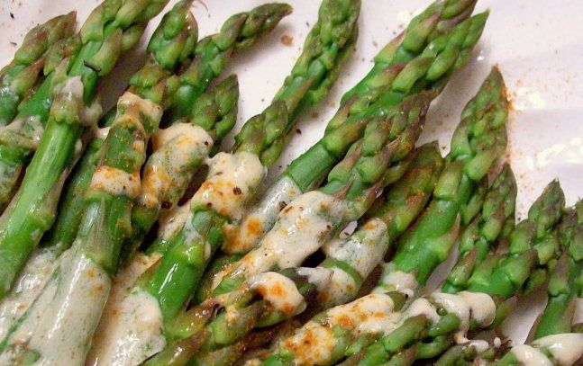 Asparagi all'ungherese