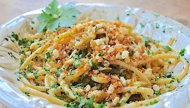 Bucatini al pan fritto